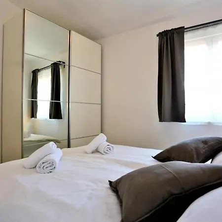 Apartment Stella Adriatica - Comfort One-bedroom Apt With Balcony And Sea Vi... *